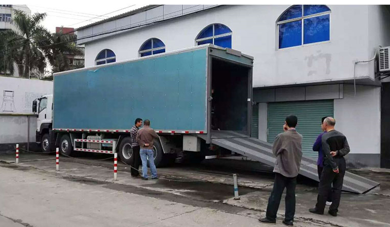 箱式計(jì)量檢衡車